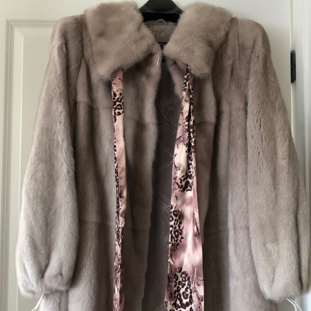 AUTHENTIC MINK FUR COAT π§₯ - Picture 6 of 9